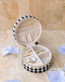 Boîte à bijoux de voyage Yvonne en pied de poule: Bleu ciel