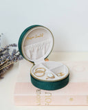 Yvonne Velvet Travel Jewelry Box: nero