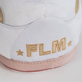 Chaussures de maison Giant avec botte haute et étoile dorée