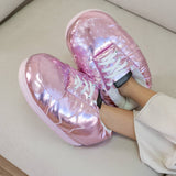 Chaussures de maison géantes roses holographiques
