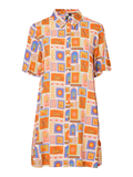 PCSAYLOR SS CAMISA WVN VESTIDO FC I Cloud Dancer_Impresión de azulejos multicolor