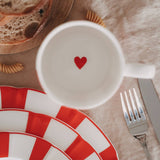 Tasse à rayures rouge